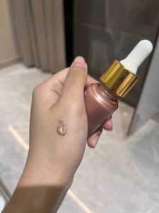 Nykaa Strobe &amp; Glow Liquid Cream Highlighter