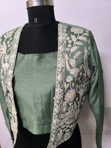 Designed Women Sequinned Embroidered Jacket Set