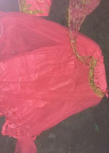 Lehnega Sari