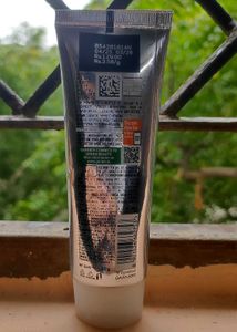 Garnier Vitamin C Bright Complete Cleanser
