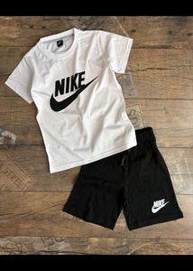 Nike T-Shirt &amp; Shorts Set