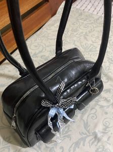 Black Shoulder Bag