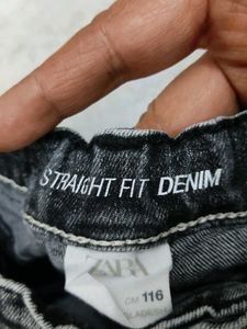 Zara Black Denim Jeans