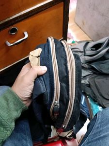 Black Diesel Bag Zips Working Properly