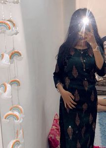 Stylish Dark Green Ethnic Kurti | Almost New | Per