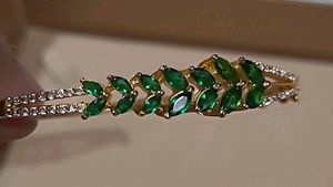 Emerald Stones Set Combo Braclet Ear Rings Locket