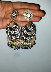 Earings