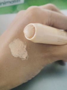 Essence Color Corrector