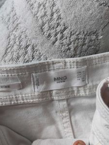 white jeans, will perfectly fit you from waist