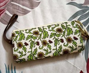 Sunflower Wallet With Multiple Chains
