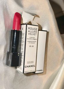 Chanel Rouge Allure Velvet Lipstick 05