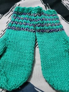 Hand-Knitted Teal Mittens