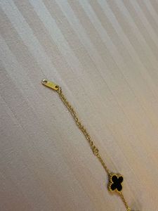 Gold Clover Bracelet (Van Cleef Dupe)