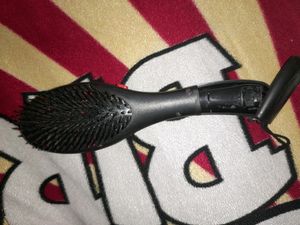 battery operated massage brush for healthy hairs and blood circulation