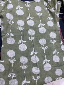 Green kurta.