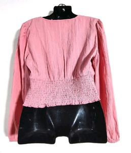 Peach Casual Top 🍑🛍️