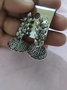 Leaf Traditional Metal Jhumki