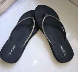 GINGER Women Embellished FlipFlops