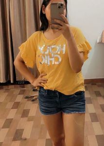 Sexy Set Of Top And Shorts 🔥(price Drop )