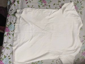 White Graphic Print T-shirt