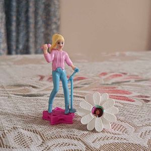 BARBIE Mini Figurine with Flower Ring 💍❤