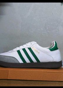 Stylish White &amp; Green Sneakers