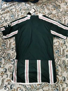 Manchester United Football Jersey For SALE