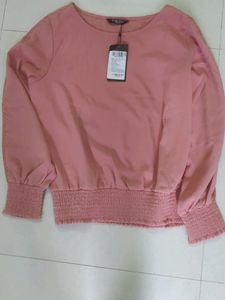 Peach New Top With Tag🍑
