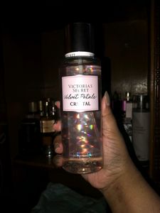 Victoria&#39;s Secret Velvet Petals Crystal