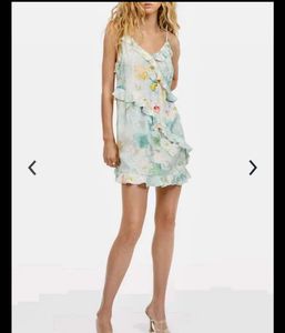 H&amp;M Flounce Trimmed Crepe Dress
