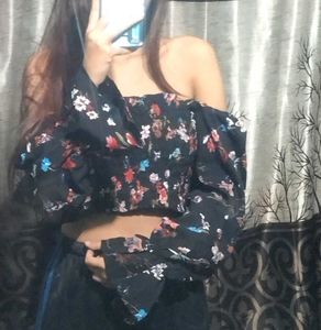 Full Sleeve Stylish Top