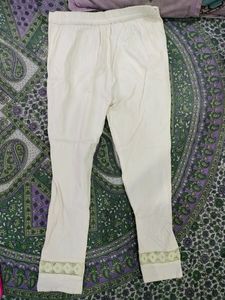 Light Cream Colour Cigrette Pant For Women