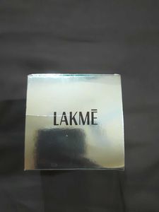 Lakme Hyaluronic Dewy Gel Creme