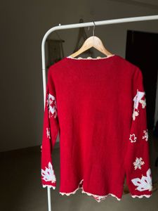 CLASSICS RED SNOWFLAKES PEARL DESIGN CARDIGAN
