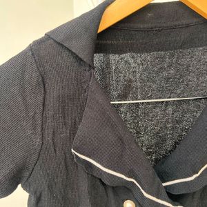 Black Pearl Button Crop Top