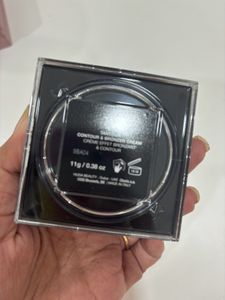 Huda Beauty Tantour - Tan