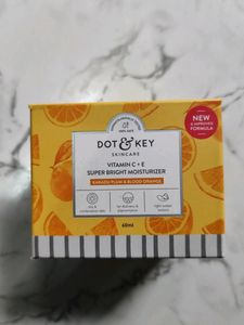 Vitamin C+E Super Bright Moisturizer