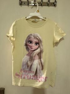 Elsa 'Grow Stronger' Tee By H&M Like New