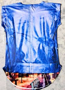Unique Graphic Print T-Shirt