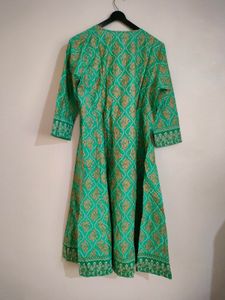 🌟 Elegant Green Kurti – Like New! 🌟