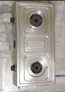 Automatic stainless steel gas stove.