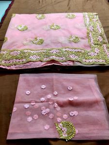 Pink Embellished Saree with blause piece
