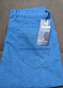 Women&#39;s Jeans