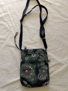 Kipling Sling (authentic)