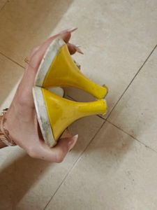 Lv Sandal Authentic