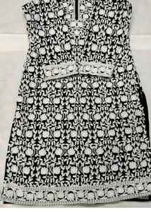 Elegant Embroidered Kurta