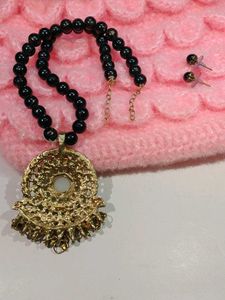 Black Jewellery Set