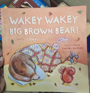 "WAKEY, WAKEY, BIG BROWN BEAR!"🐻