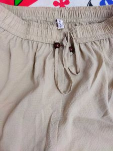 Casual Beige Shorts