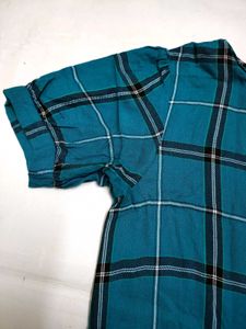 Checked Top With Smooth Material